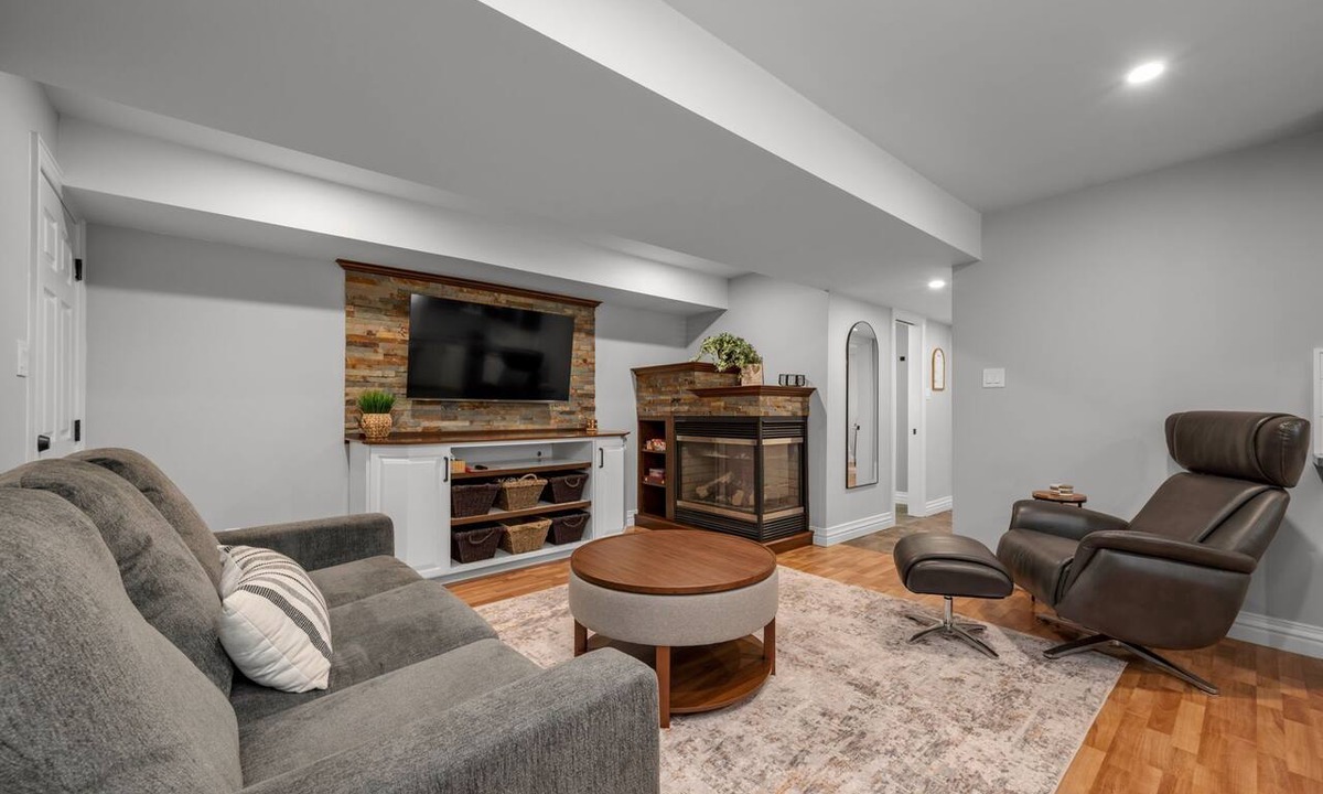Rideau Lakes Apartment | 1 BR Executive Suite Professionally Designed Interior