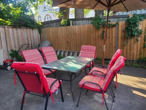 The Pocket Apartment | 132 Chatham ave
