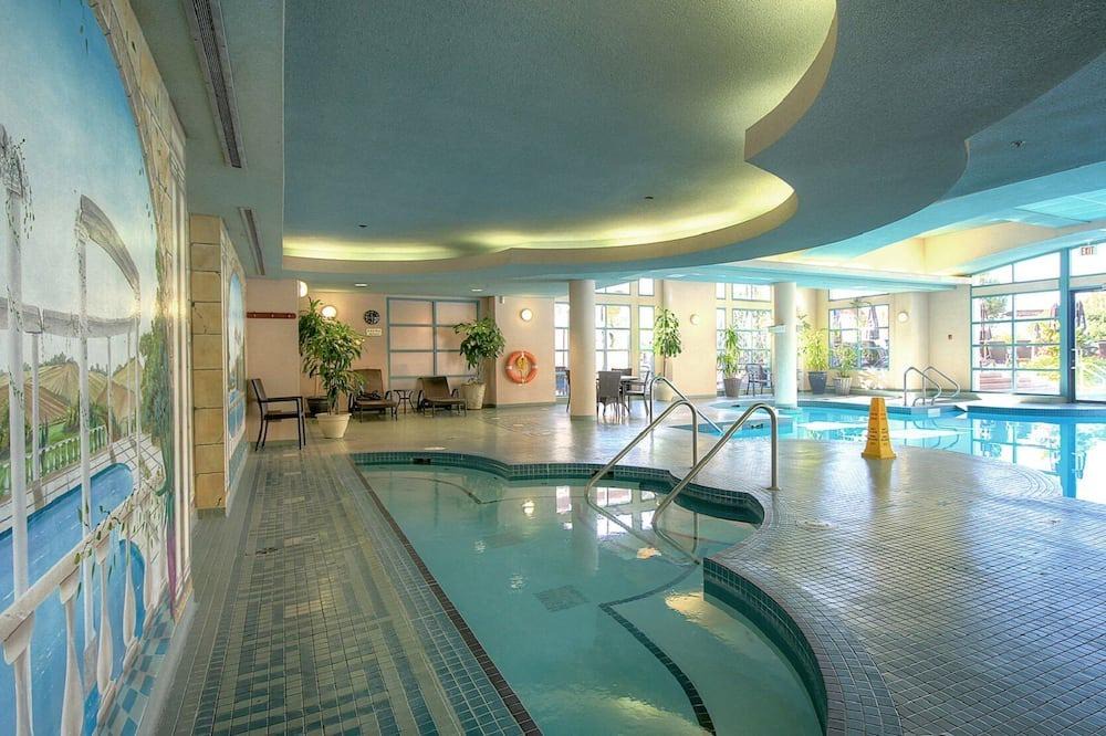 Kelowna Central Business District Apartment | #235 Marriot Delta Grand Vacation Villa Downtown Kelowna