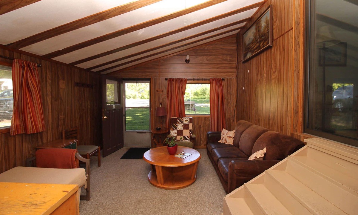 Southampton House | 3 bdrm country cottage - Main house - Rosewood cottages