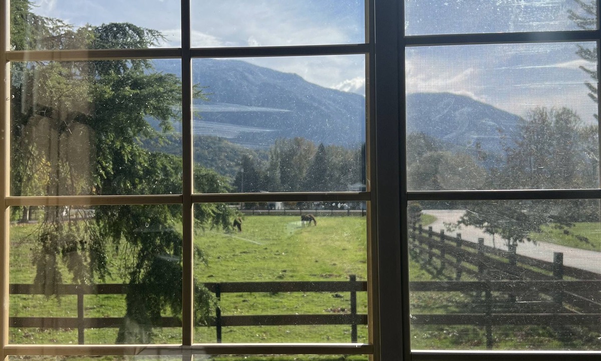 Popkum House | 3bed, Chilliwack Farm house with stunning mountain views