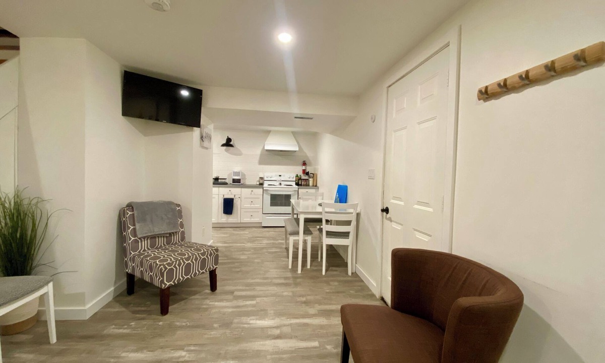 Meaford Apartment | A short walk to the beach and downtown! Pet friendly, hiking, paddling, skiing!