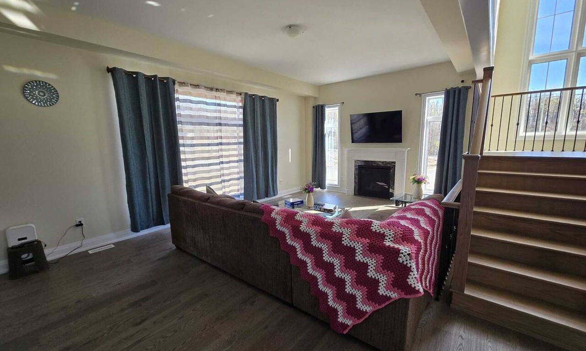 Oro-Medonte Ski Chalet | Adorable 4-bedroom chalet at the edge of the forest, in Simcoe County