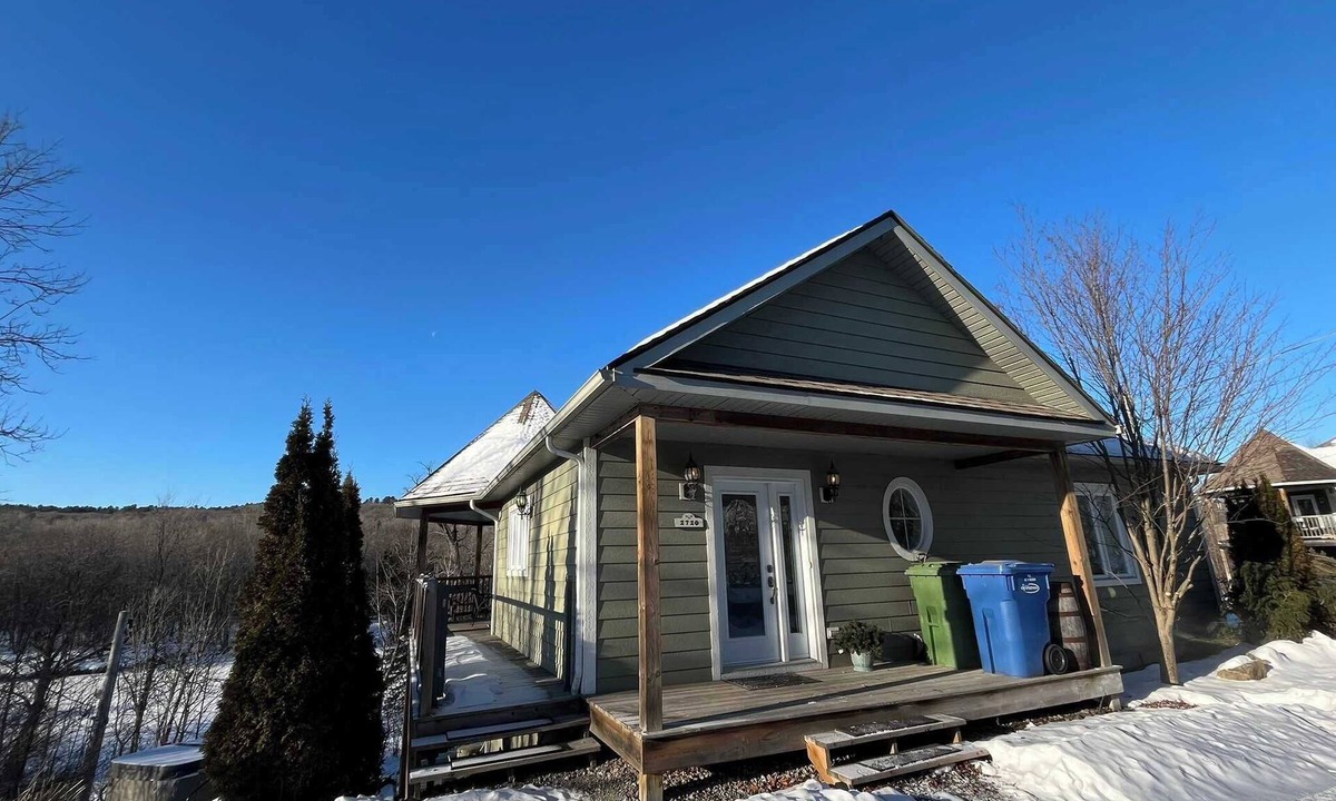 Prevost Ski Chalet | Aux Berges de la Rivière-du-Nord 2 (Vert)