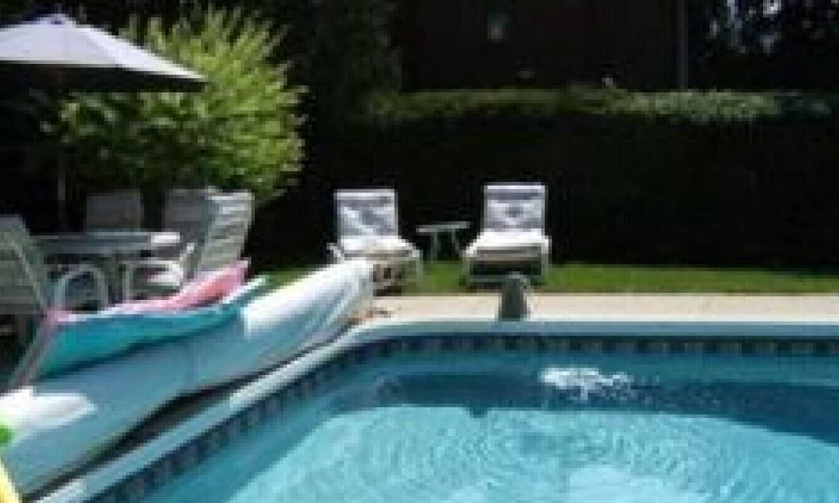 Stratford Bed & Breakfast | Avonview Manor- Experience Gracious Service with Style - The Ol' Winnie