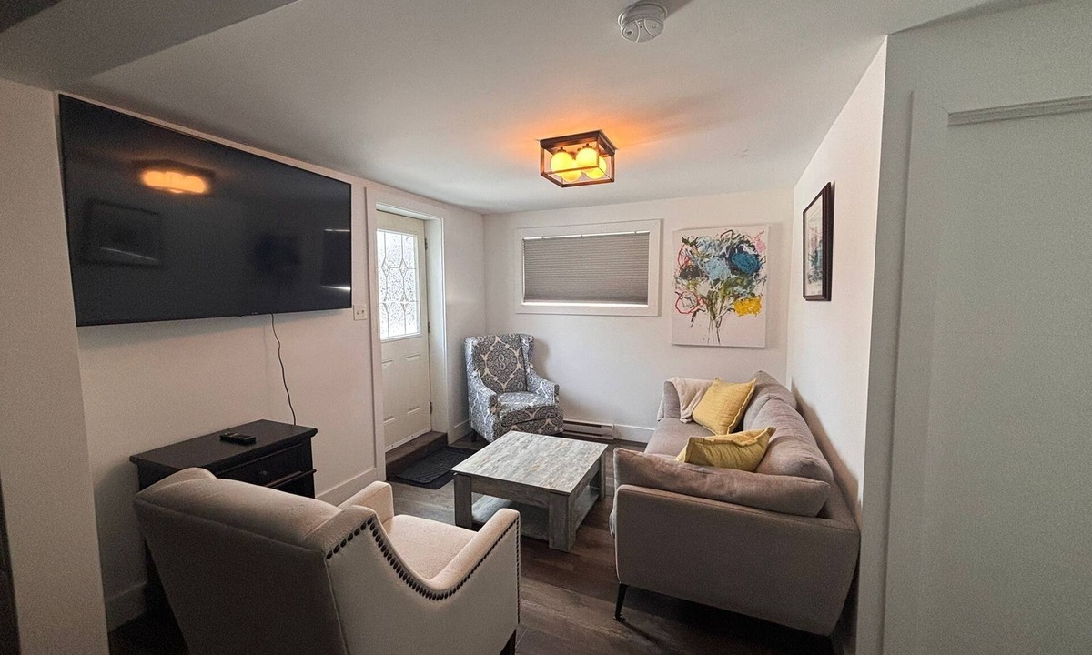 Mount Pearl Apartment | Beautiful 1 bdr apt in the heart of mt pearl