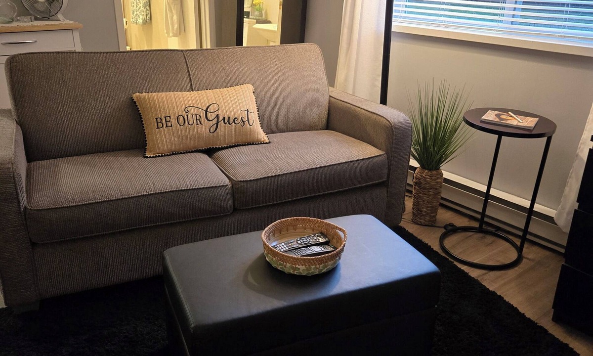Mara House | Beautiful country side cottage just off the Shuswap river in Mara, BC.