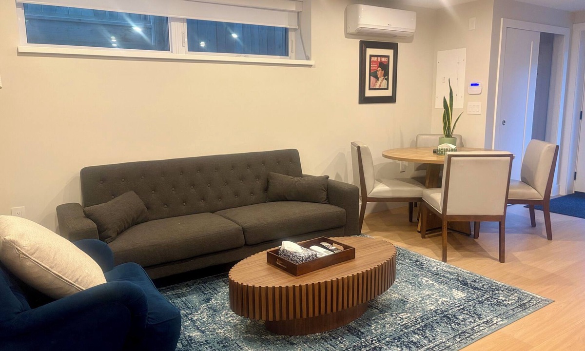 Shaughnessy Apartment | Beautiful, newly built garden suite. Close to everything! Perfect for families.