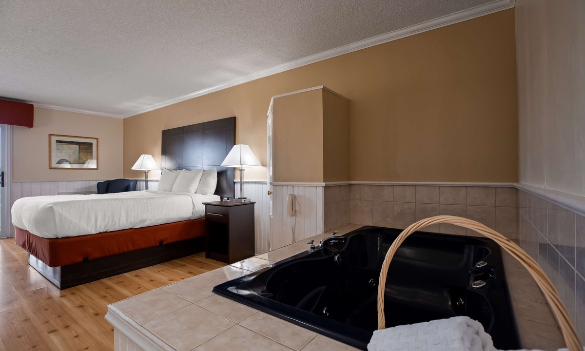 Smiths Falls Hotel | Best Western Smiths Falls Hotel