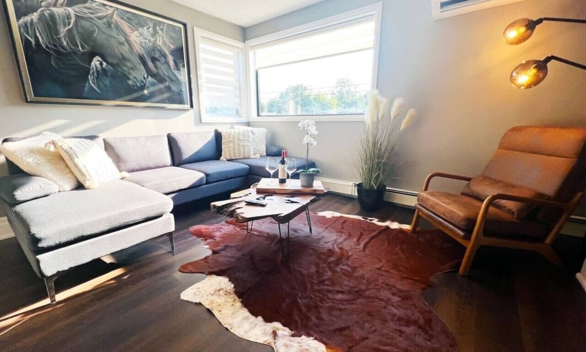 South London Apartment | Boho Escape | Walk to Wortley/London Hotspots