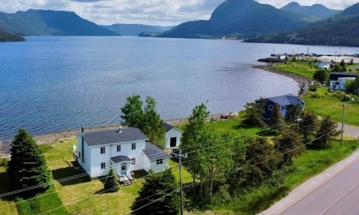 Woody Point House | Bonne Bay Biscuit Box