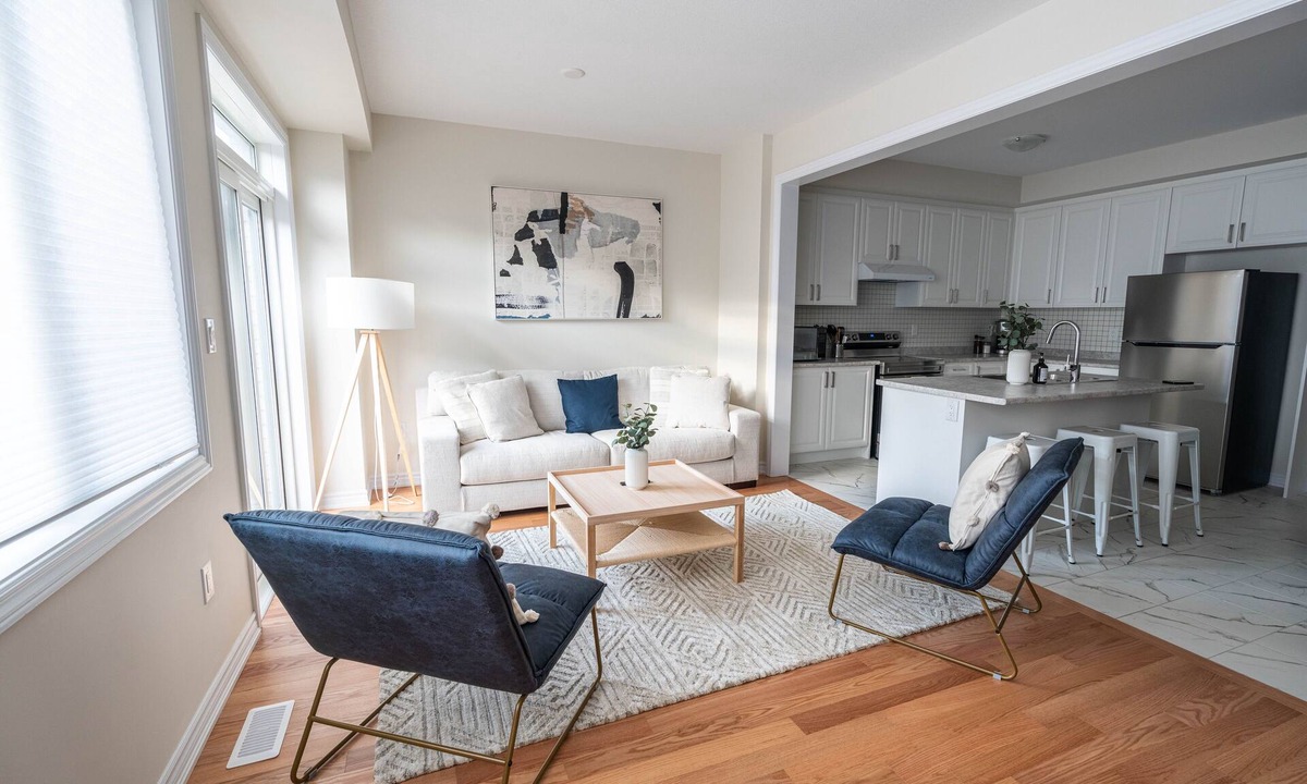Thorold House | BRAND NEW 3 bedroom house minutes from Niagara Falls