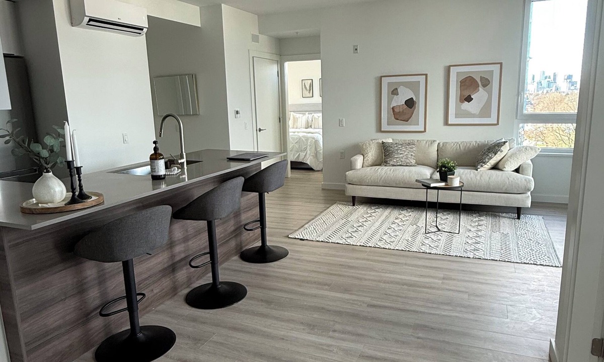 Grandview-Woodland Apartment | Brand New Spacious Luxury 2BD + 2BTH Prime Vancouver Location MAJOR INTERNATIONAL SPORTING EVENT Ready!