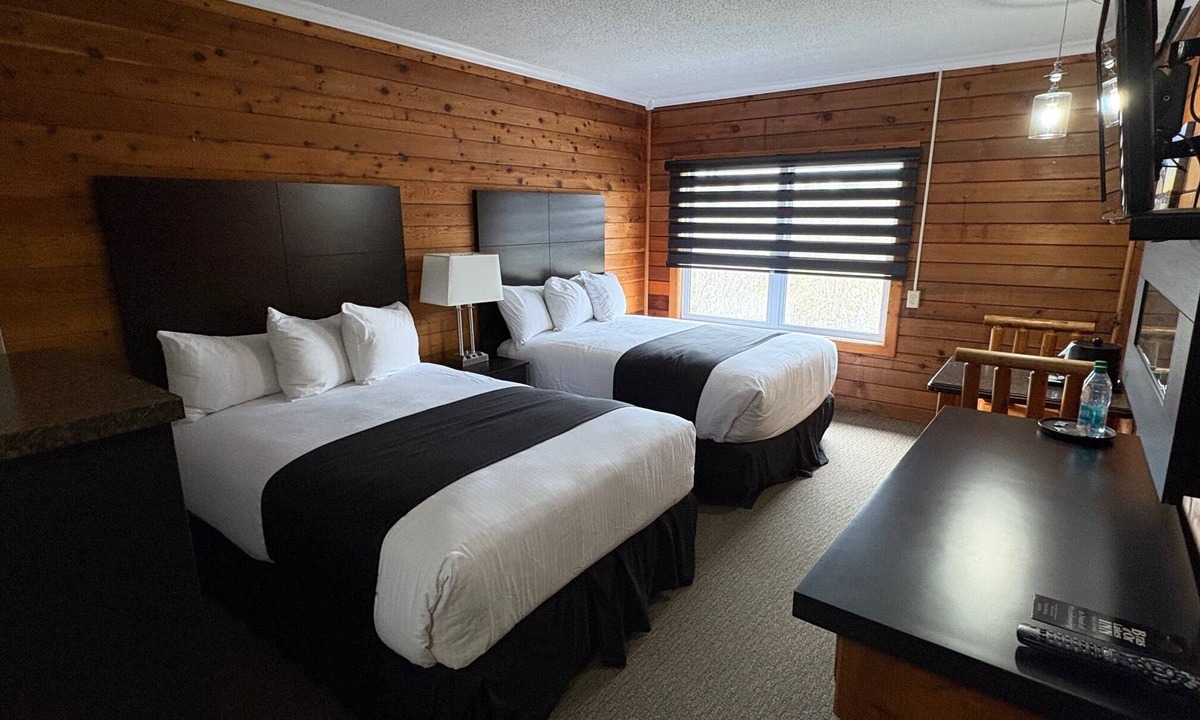 St. Peters Hotel | Bras d'Or Lakes Inn