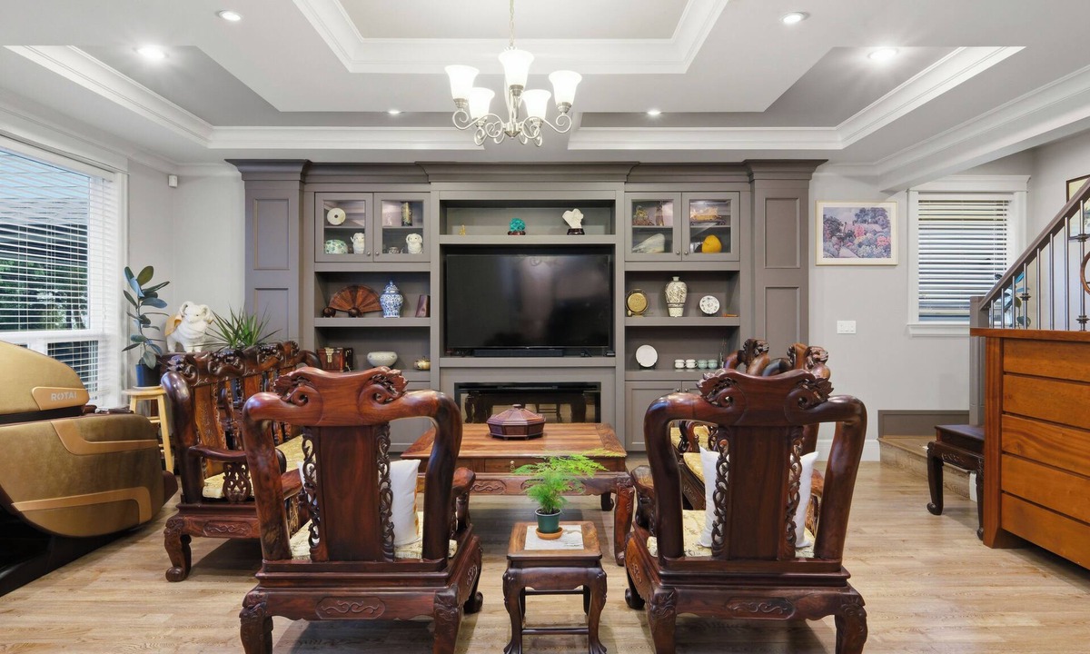 Southwest Gordon Estate House | Bright & Spacious 4BR Retreat in Heart of Langley