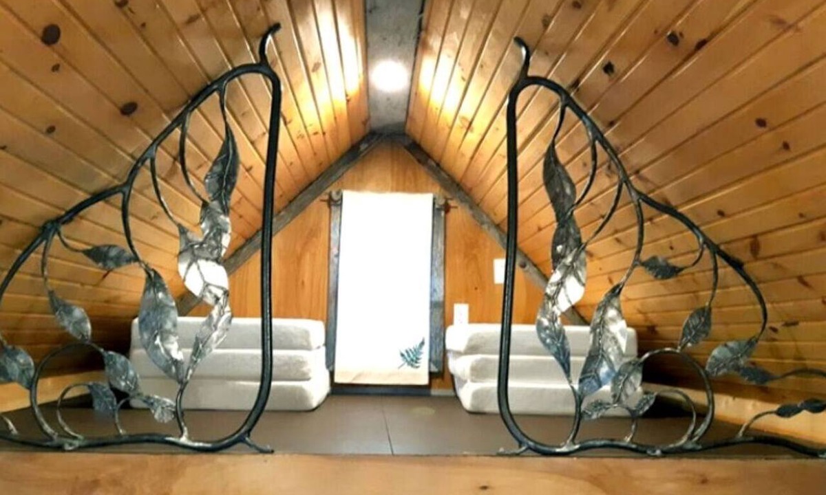Murray Cabin | Cardinal's Inn Cabin Rental in Nova Scotia