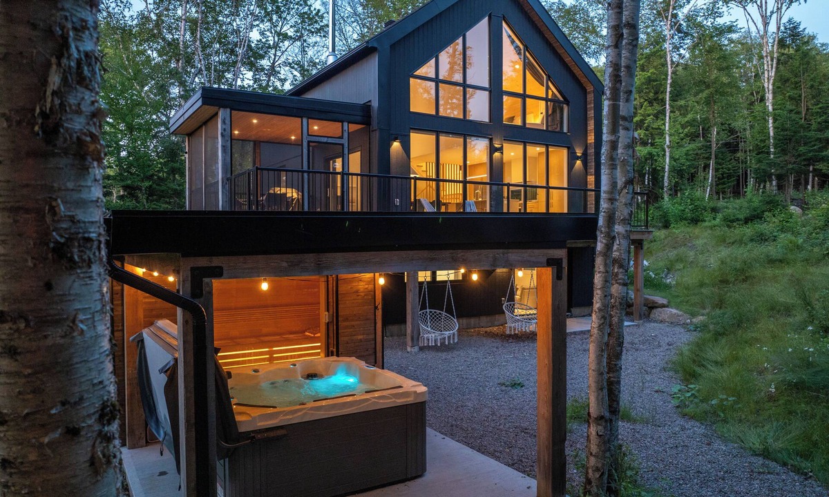 Lac-Superieur Ski Chalet | Chalet Metsa Tremblant