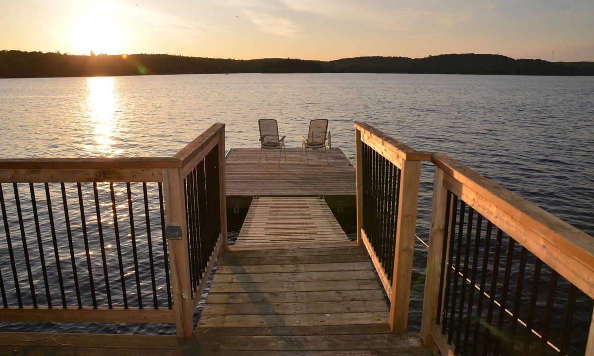 Minden Cottage | Charming Lakefront Cottage on Twelve Mile Lake - Minden Hills