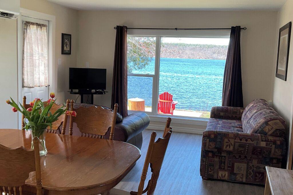 Rideau Lakes Cottage | Charming Lakeview Cottage on Waterfront -2 bedroom in Marvelous Westport Ontario
