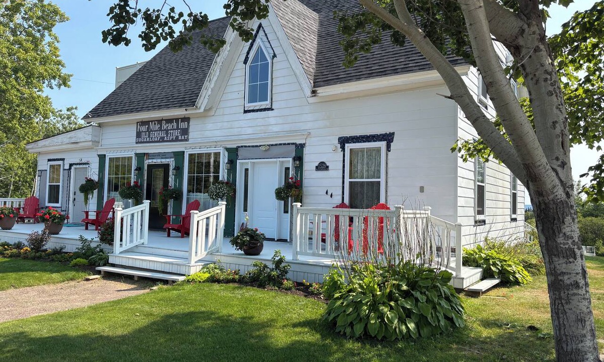 Aspy Bay Cabin | Charming Room in a Historic 1880s Inn · Cabot Trail & Aspy Bay