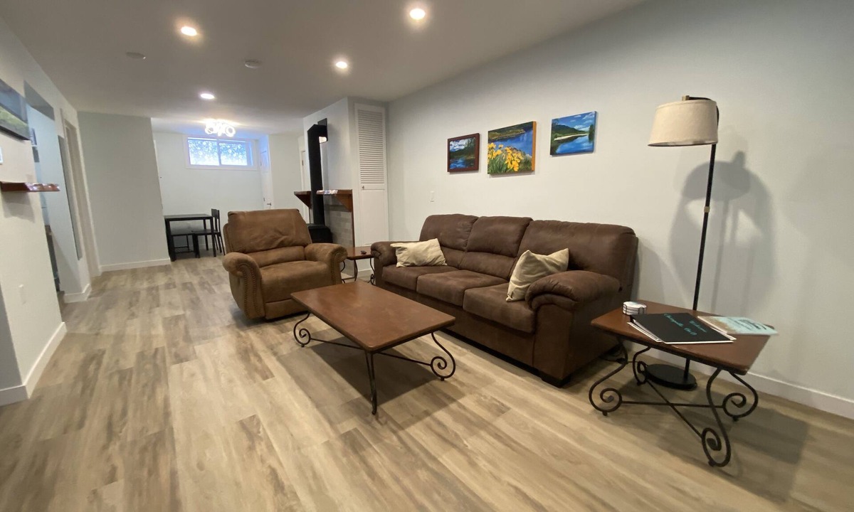 Cherryville Apartment | Cherryville BnB A Cozy One Bedroom Basement Suite Nestled in the Mountains.