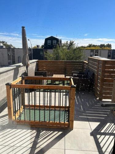 The Danforth Apartment | Chic 2BR Top Floor Retreat with Rooftop Near Subway
