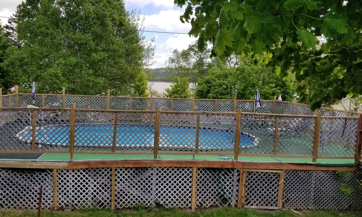 Edgetts Landing Cottage | Chocolate River Cottages - Chocolate River 2 Bedroom Cottage #1