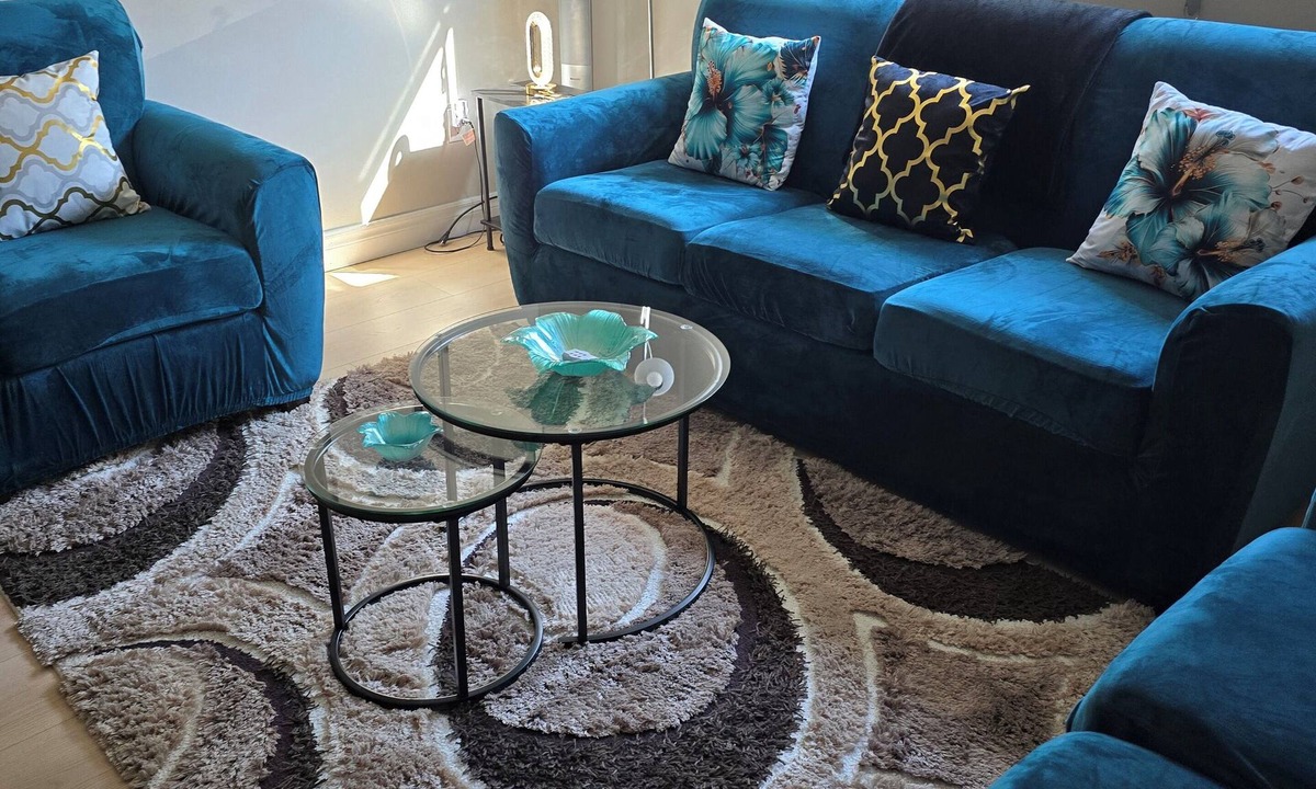 Merritton House | Clean Comfy 2 Bedroom Suite near Niagara Falls