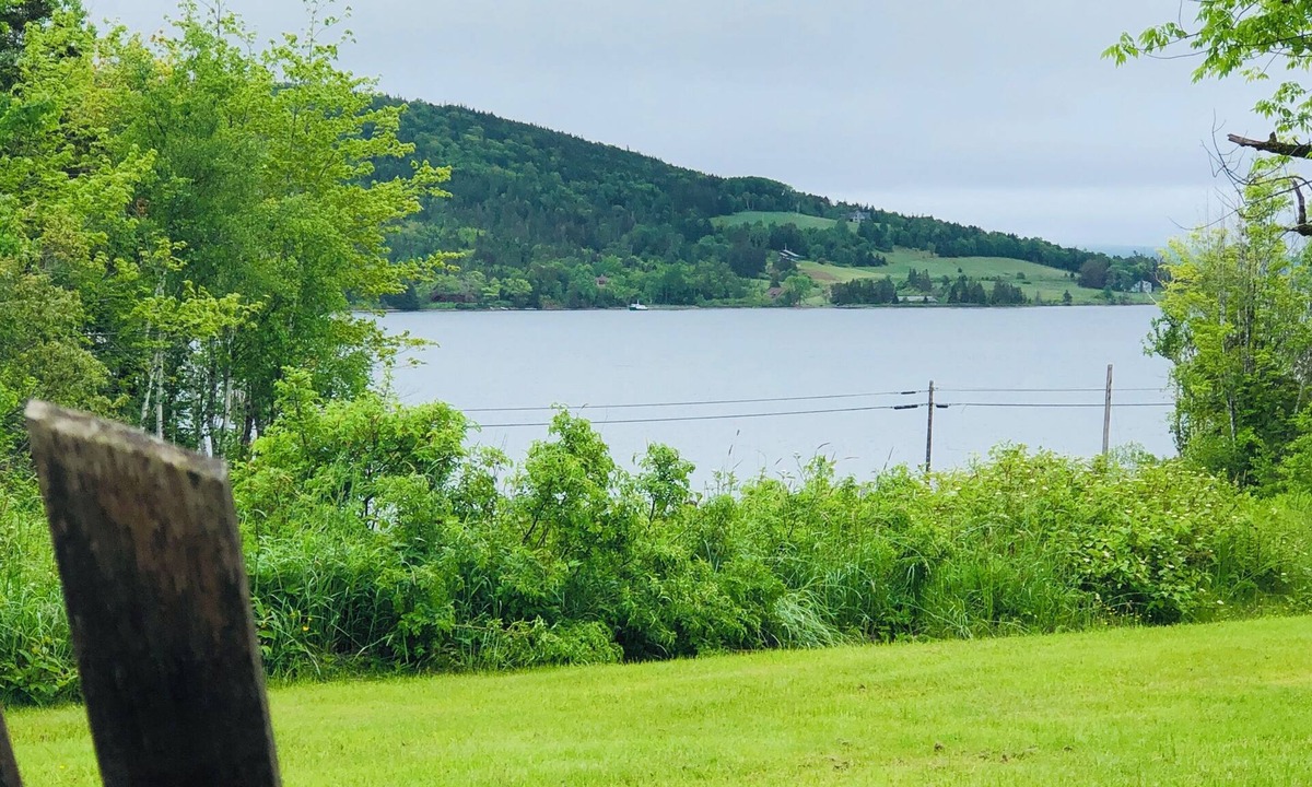 Baddeck House | Coastal Getaway Overlooking Bell Estate