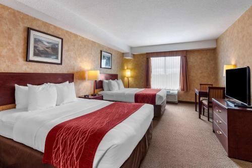 Sturgeon Falls Hotel | Comfort Inn