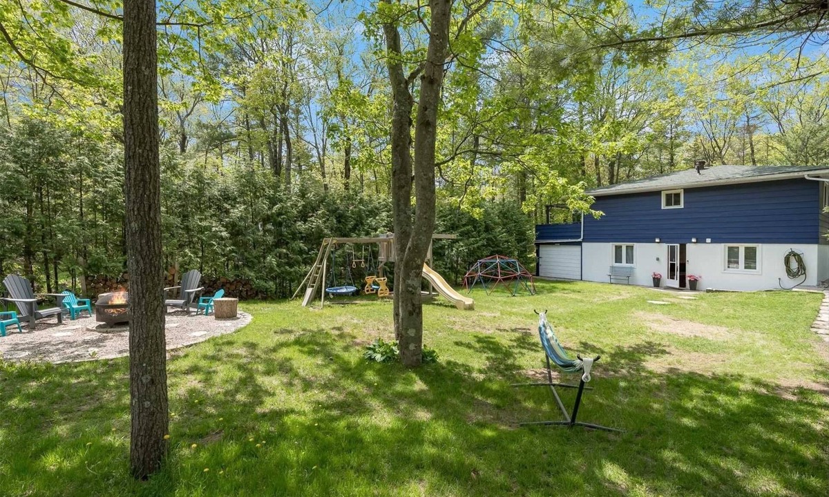 Lafontaine Cottage | Cottage with Private Beach Access and Newly-Built Indoor Sauna #STRTT-2026-114