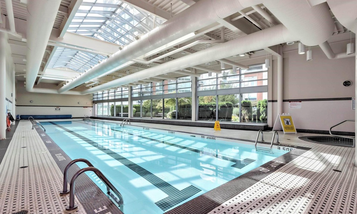 Chinatown Condo | Cozy 1-bedroom Condo/Central Location/Pet Friendly