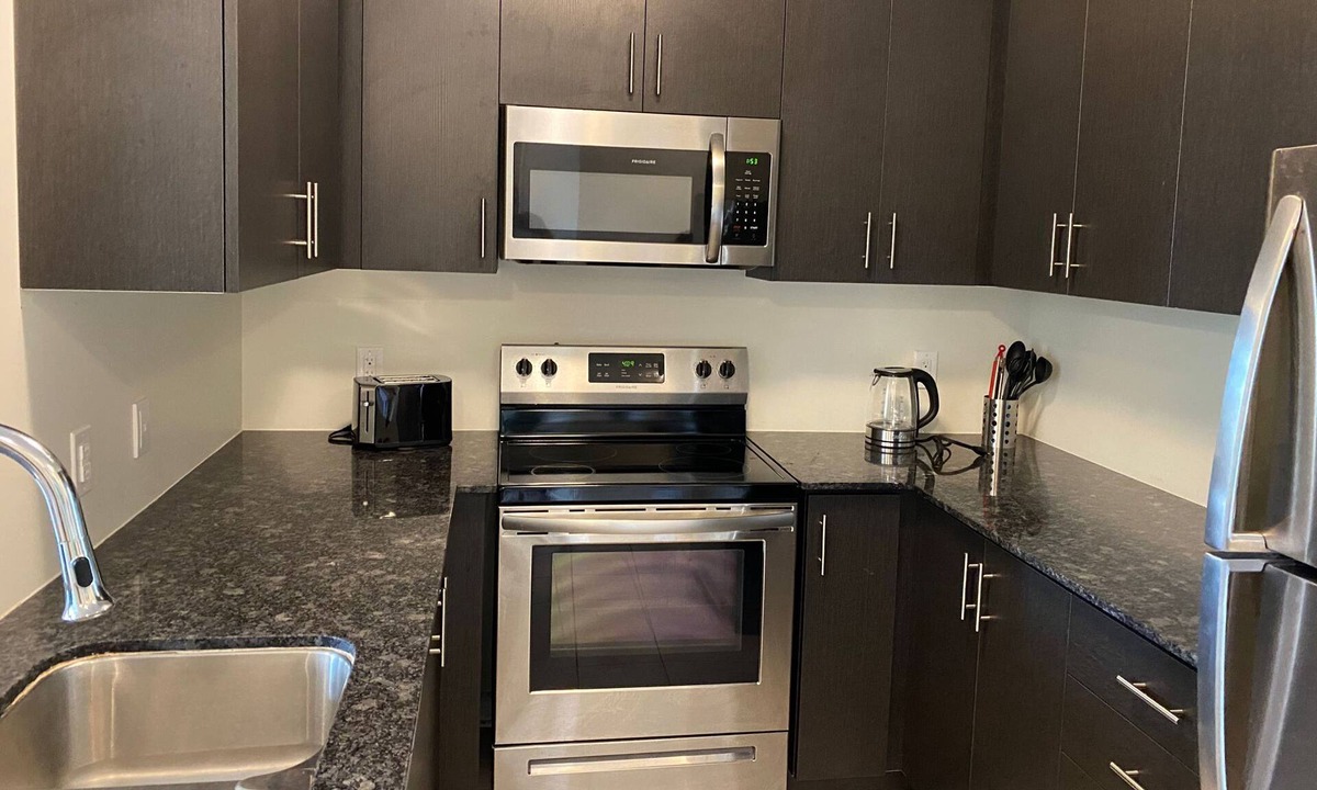 Markham Apartment | Cozy 3 Bedroom 2 Bath Apartment, Various Amenities and Attractions Nearby