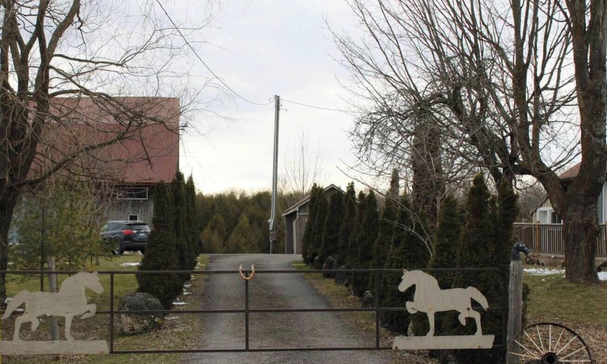 Williamsford Other | Cozy Country Style Home with Nature Trails