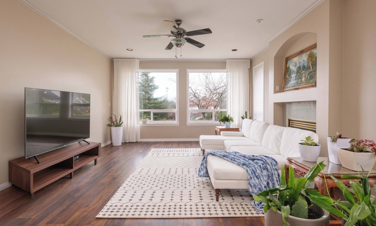 Guildford House | Cozy Surrey Home Near Central City & SkyTrain