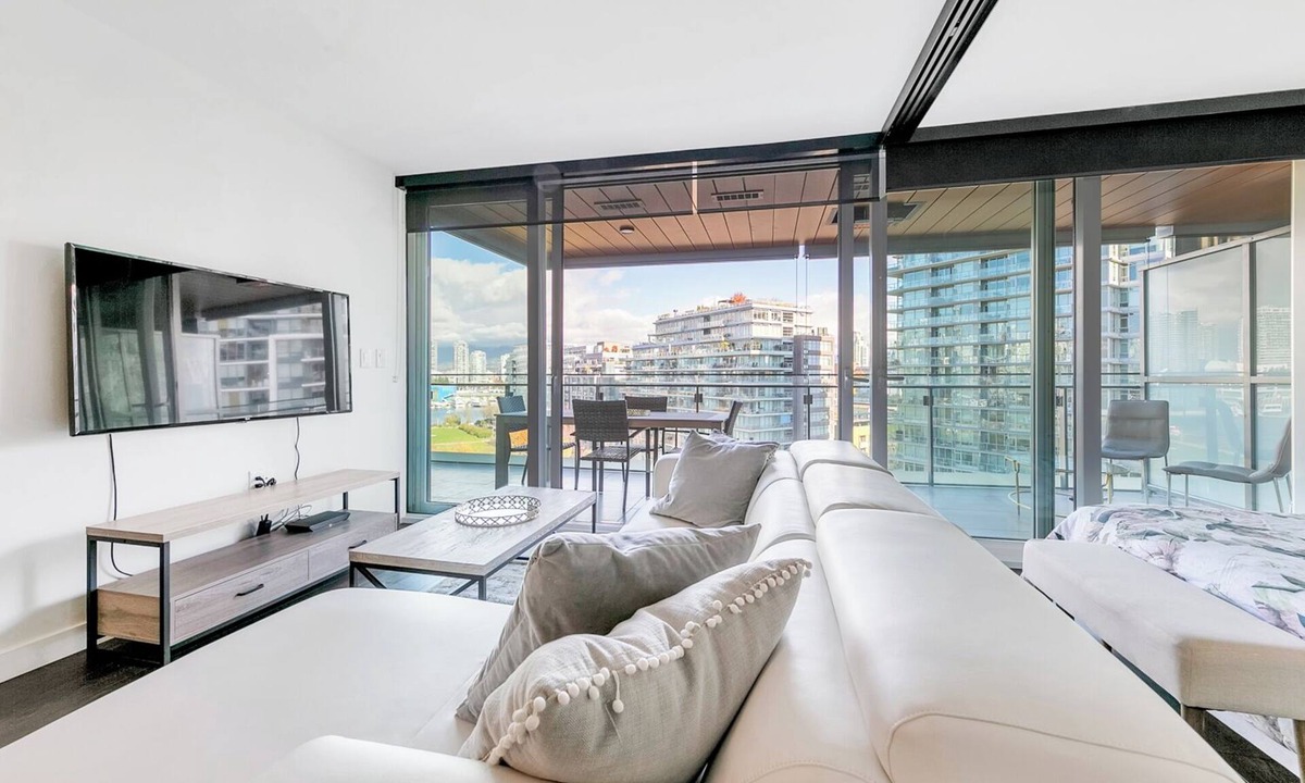 Mount Pleasant Condo | D58 - Luxury two bedroom apartment in Olympic Village