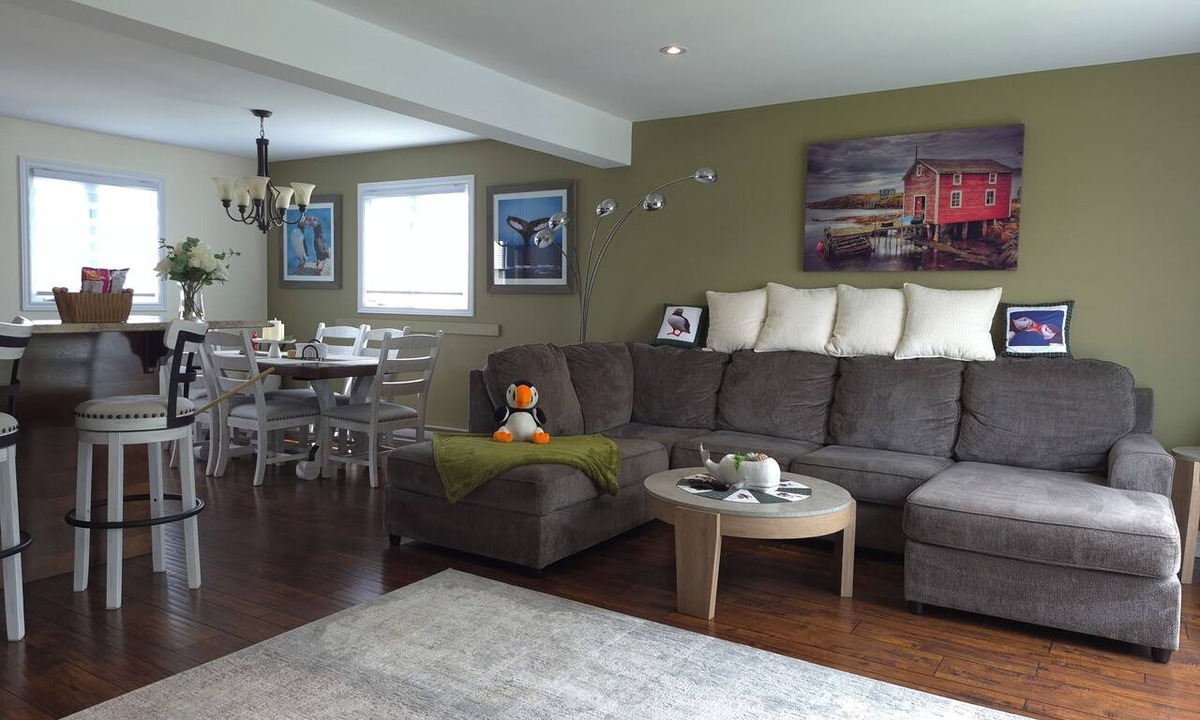 Terra Nova House | Eastpoint Landing, 10 mins to Bonavista/Elliston, 20 from Trinity. Perfect Spot!