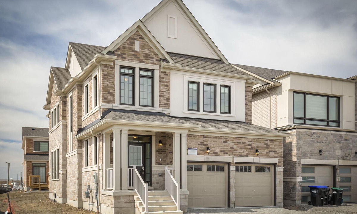 Bradford House | Experience Luxury Living-Minutes from Canada's Wonderland
