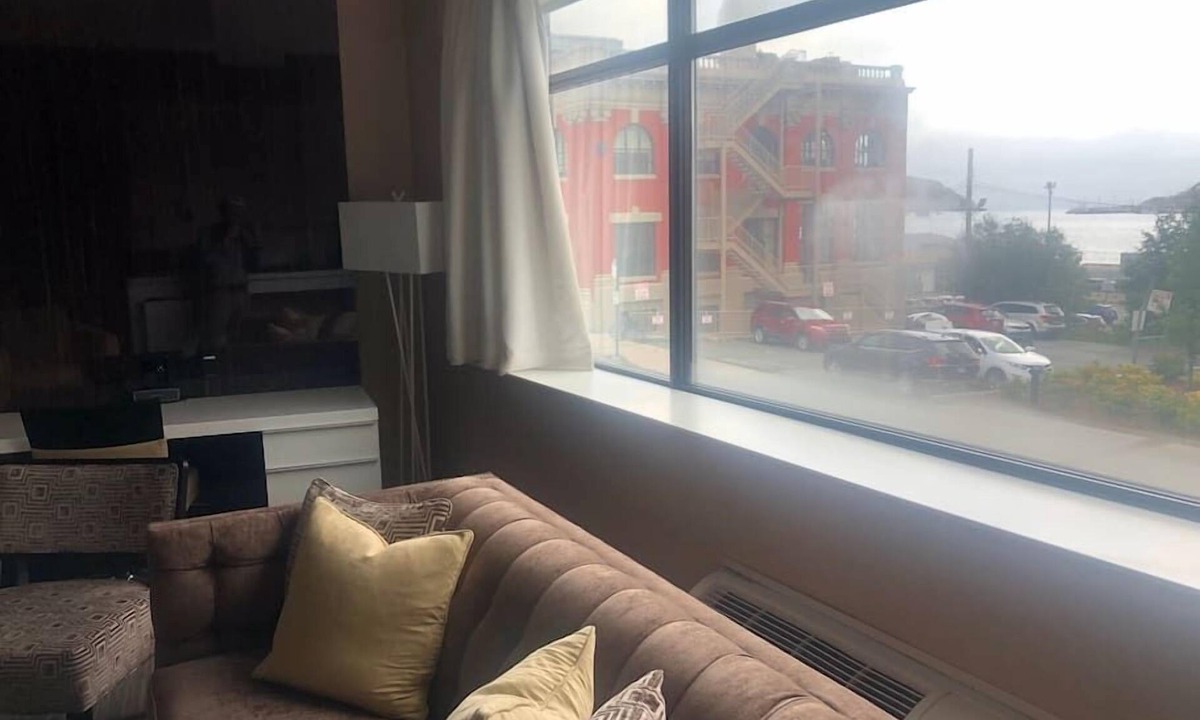 Downtown St. John's Apartment | Extraordinary 2Br Downtown Suite