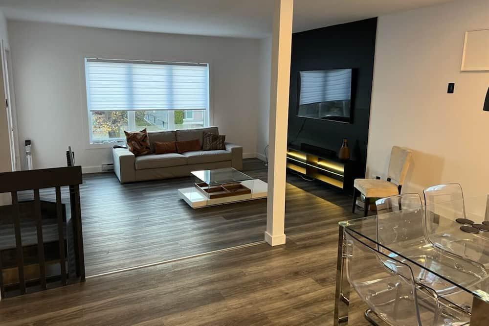 Sainte-Therese Apartment | Extraordinary find impeccable convenience