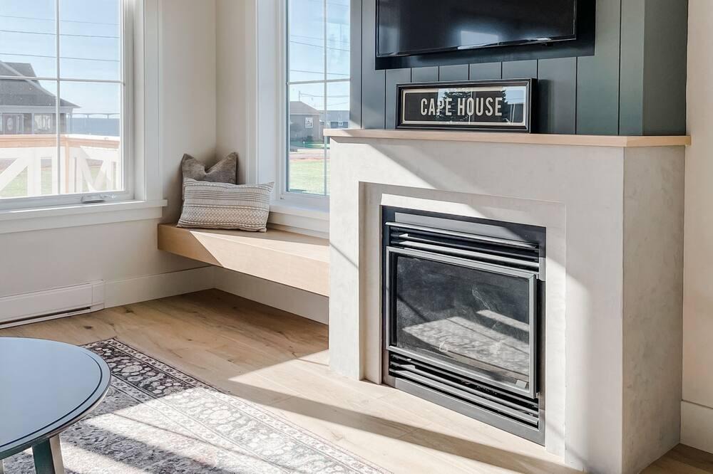 Borden-Carleton House | Family Vacation Home Steps From Beach | Sleeps 12