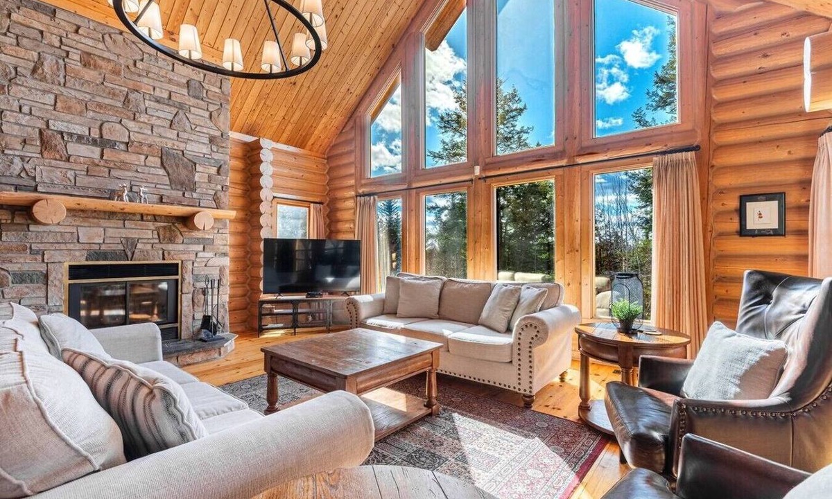 Fiddler Lake Resort House | Fiddler Lake Resort - Deer 86