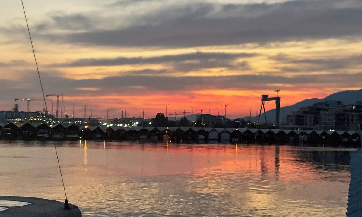 Lower Lonsdale Boat Rental | Floating Home with Rooftop Patio and Incredible Views!