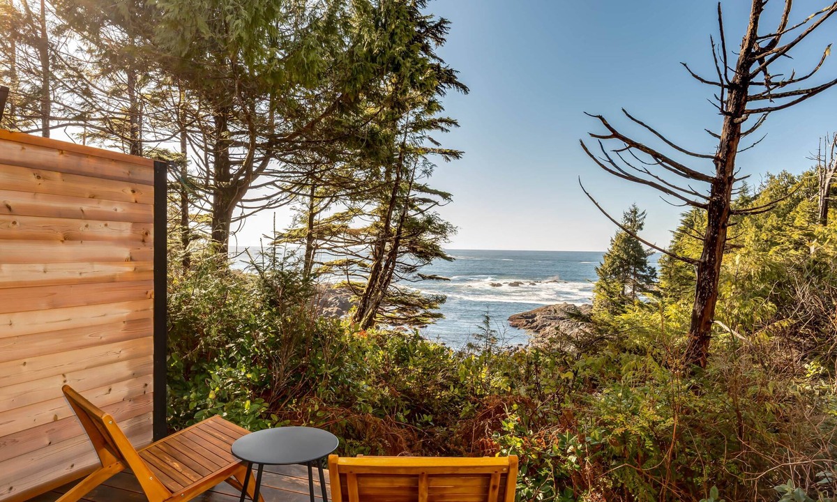 Ucluelet House | Fogged Inn Cabin