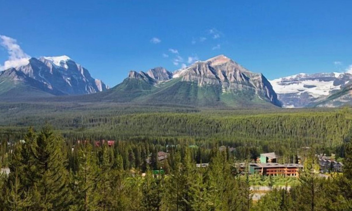 Lake Louise Apartment | Frosty Hideaway | Perfect Alpine Setting