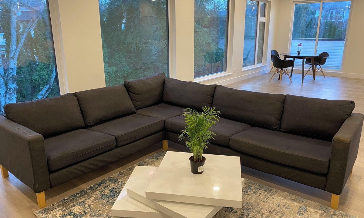 Langley House | Fully equipped 4b3b house 3 minutes drive to Highway 1