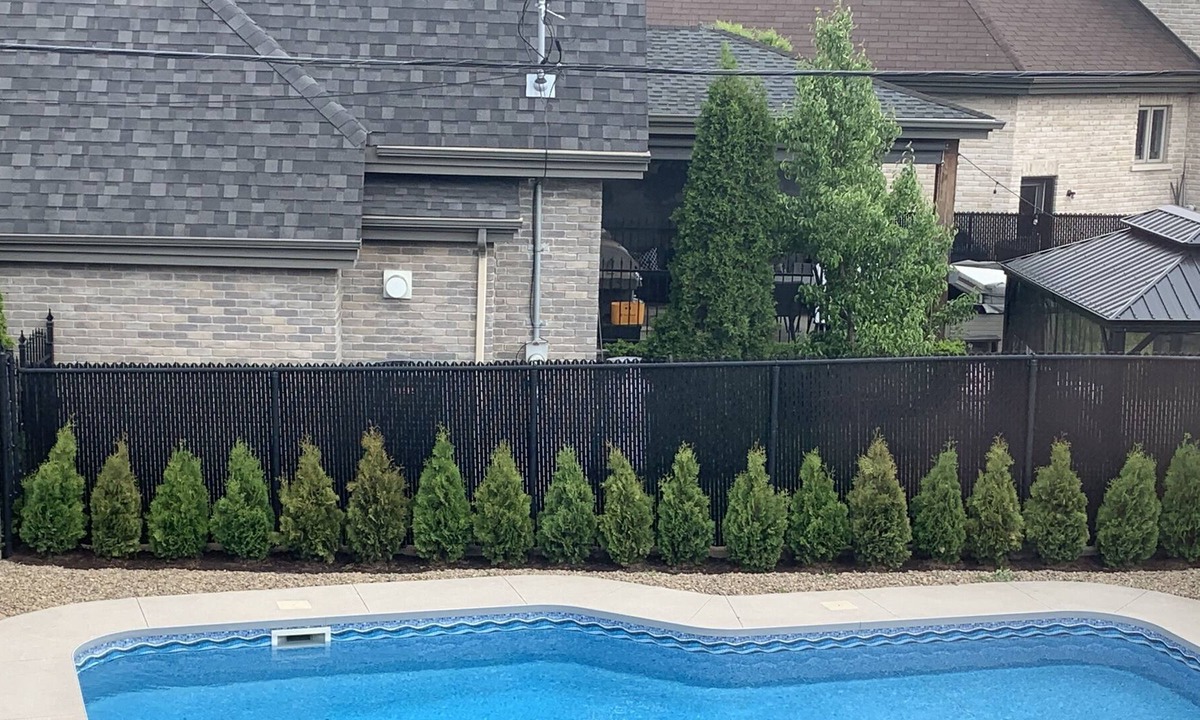 Laval House | Fully furnished house with Pool in Laval