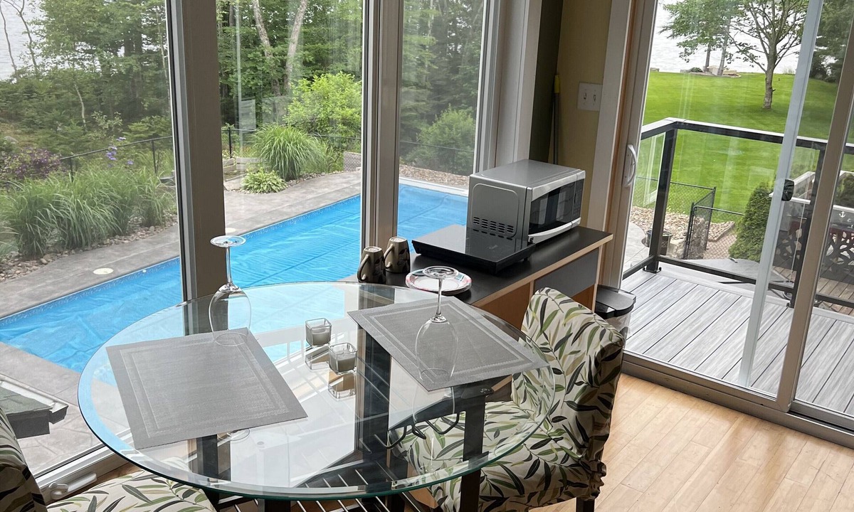 Clayton Park Apartment | Fully Furnished single, one person occupancy Loft Apartment in Upper Tantallon