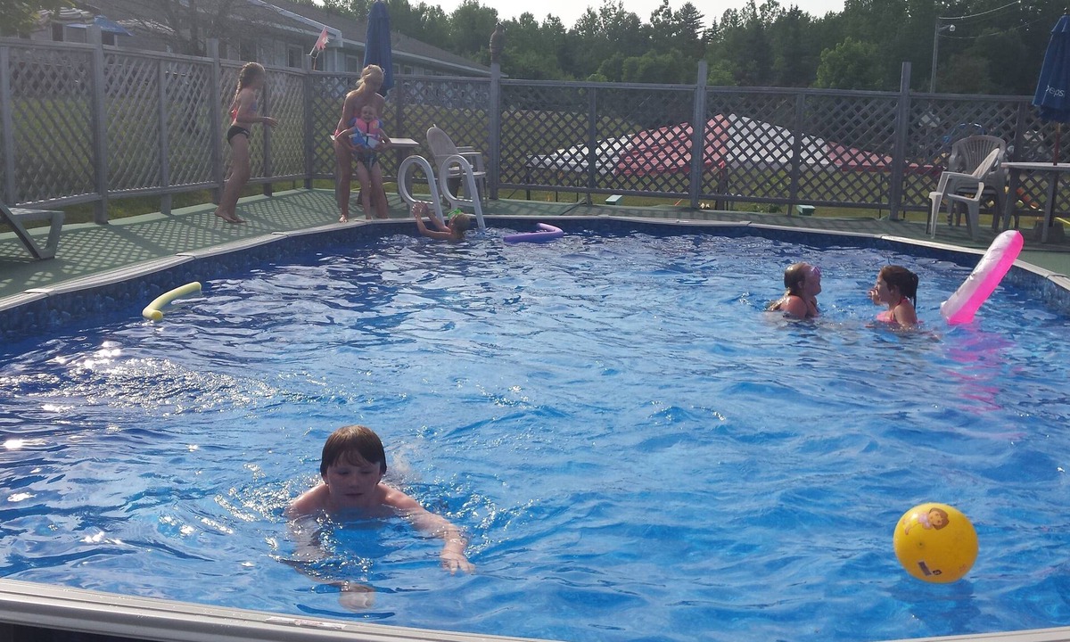 Edgetts Landing Hotel | Fundy Rocks Resort Motel Room Close to Famous Hopewell Rocks,