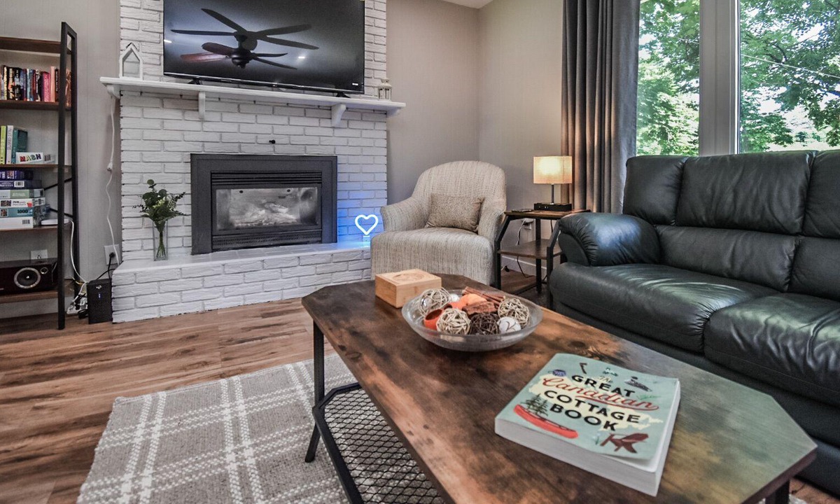 Waubaushene Cottage | Georgian Bay Trail Cottage With Deck, hot Tub, Fireplace, and Streaming Services